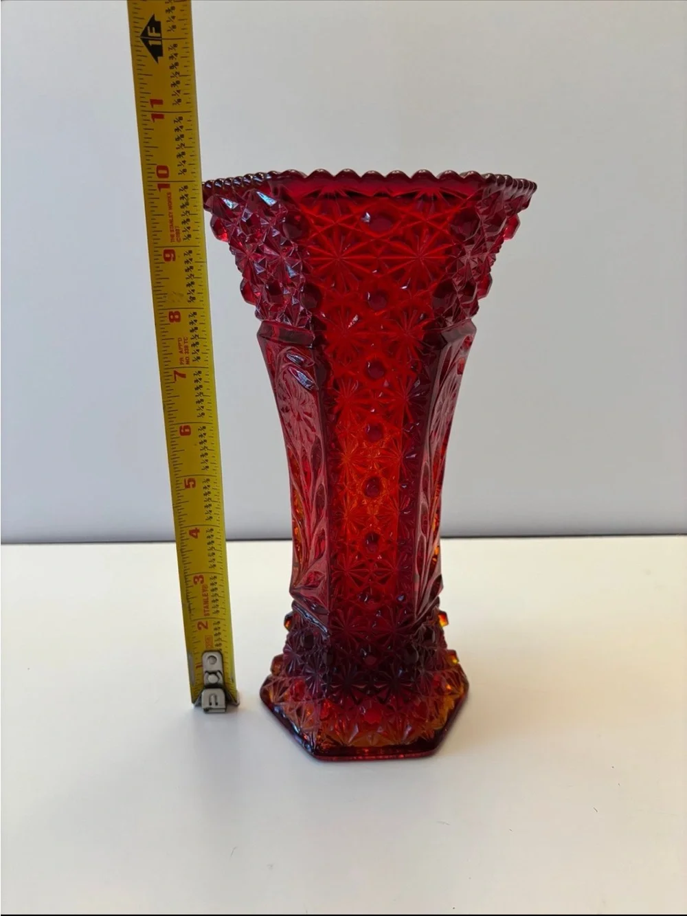 Le Smith vintage color vase
